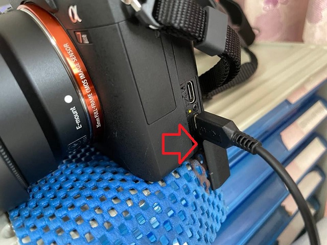 Sony alpha a7iii - USB terminal cover